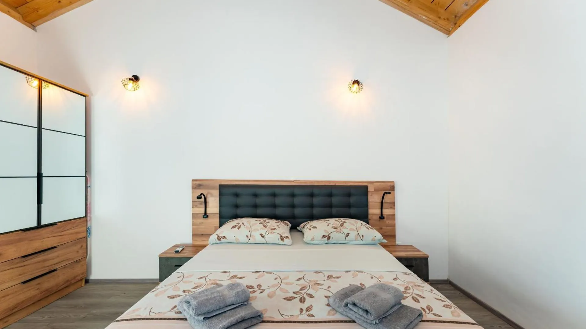 My Dalmatia - Sea View Holiday Home Fortica Rtina